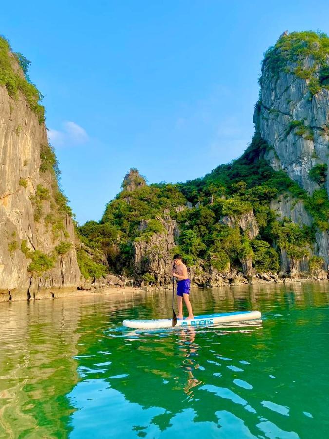 Homestay 1986 Ha Long - Can Ho 2 Phong Nghi View Bien מראה חיצוני תמונה